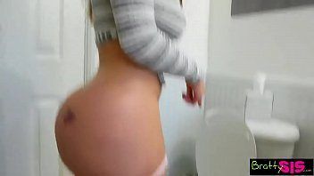 My sisters fat ass