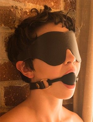 4-Wheel D. reccomend blindfold chains