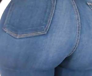 Snow C. reccomend ass zipper jeans