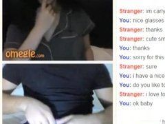Girl from Omegle sucks her friends toes for money.