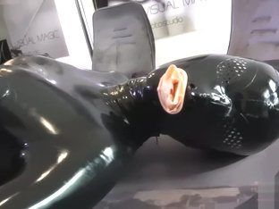 Vitamin C. recommendet POV: rubber bed doggy style sex in full black latex total enclosure.