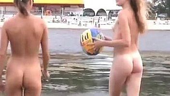 Coo C. reccomend nude volleyball