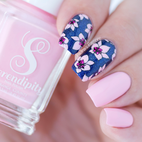 Sofy fisherton long sparkling pink nails