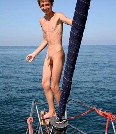 Young nude naturist boys