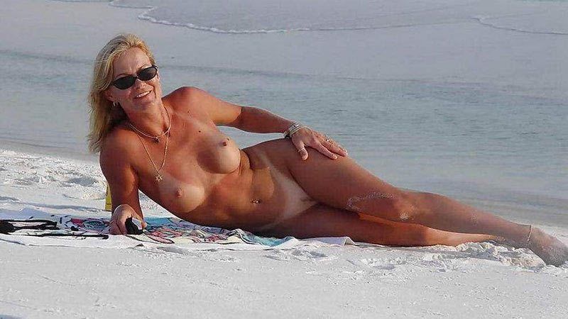 Real nudity on nude beaches of america