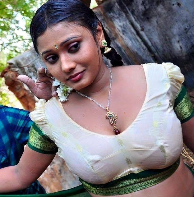Be-Jewel reccomend indian hot sexy saree girl boob