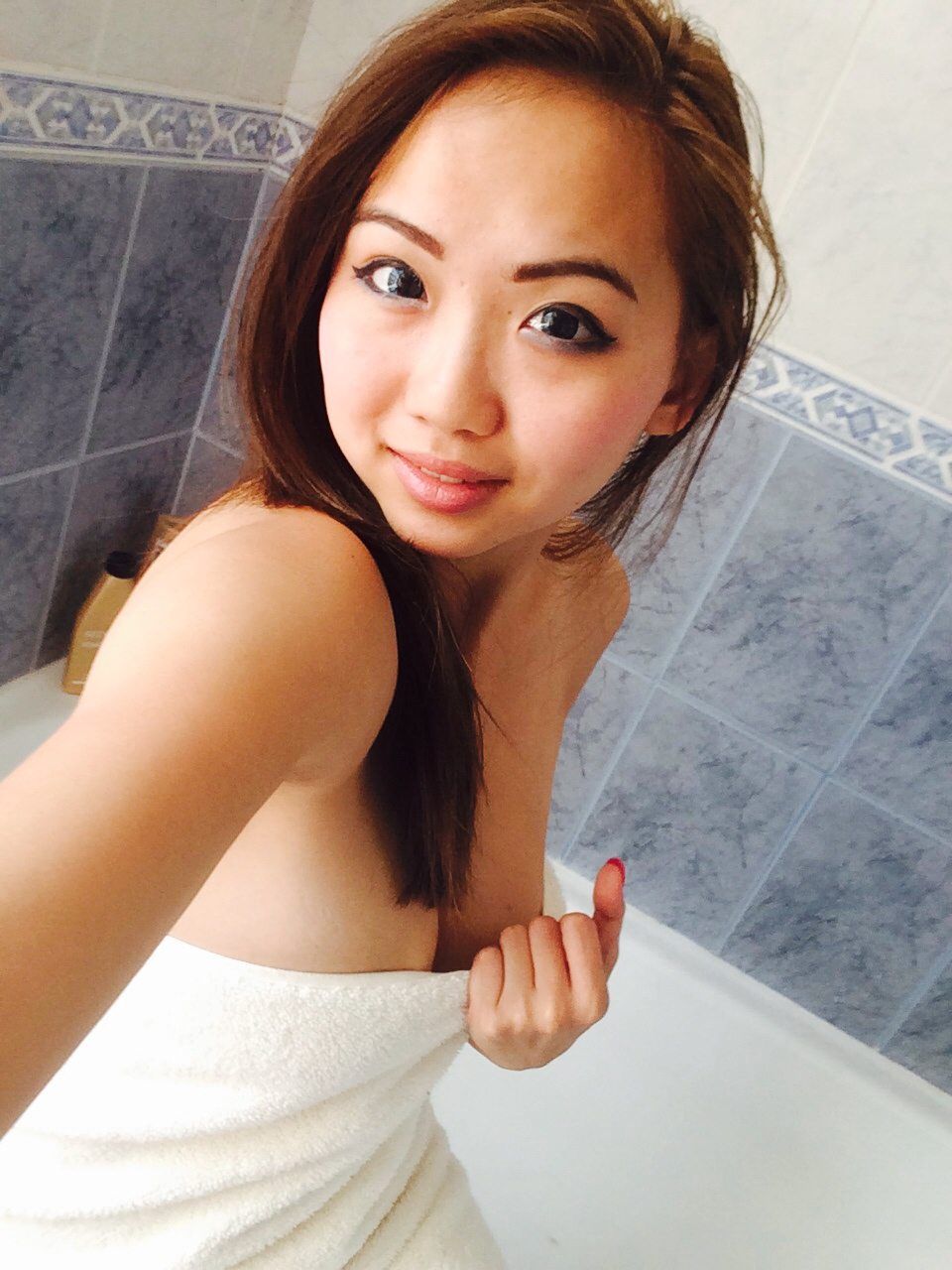 Whiskey reccomend asian teen nudes shower