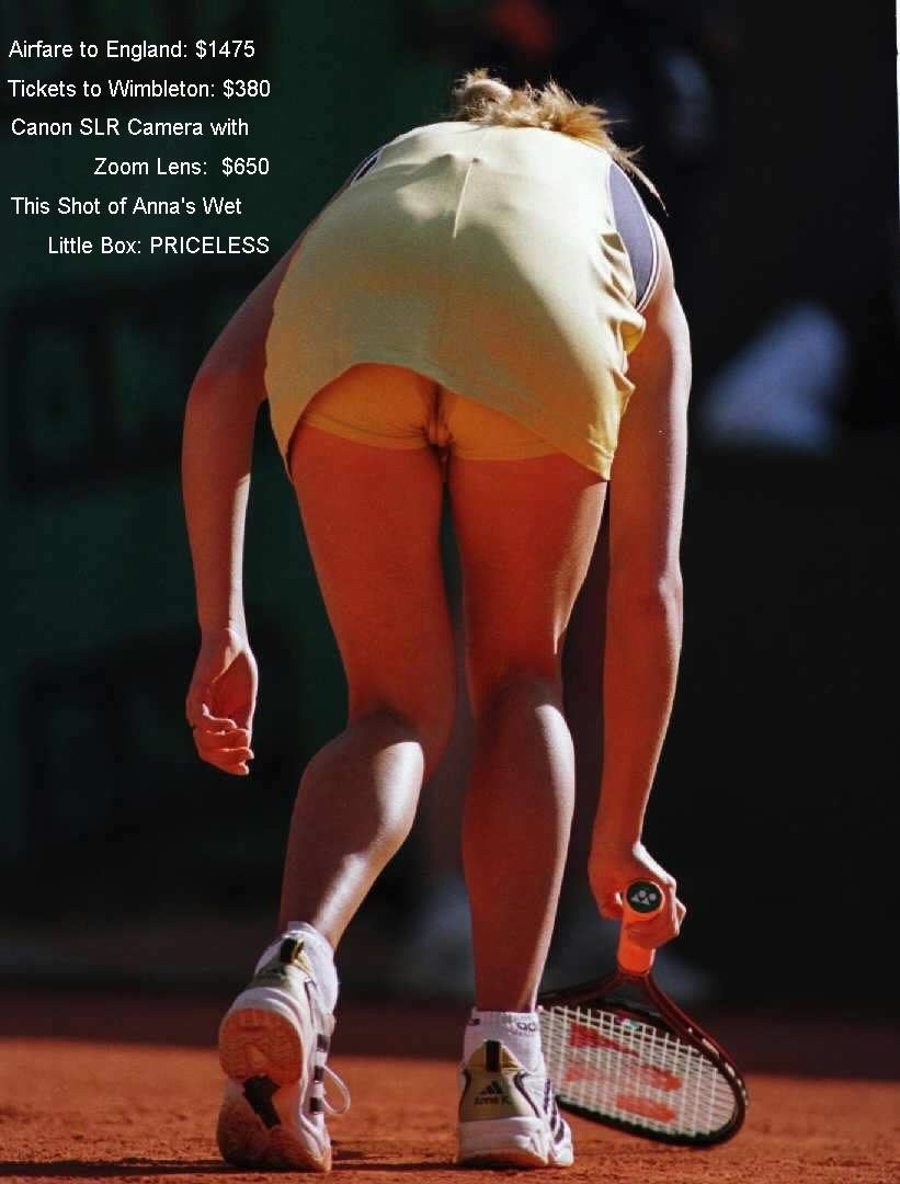 Tennis ballgirl upskirt