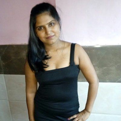 Mr. P. recomended at twitter nude aunty
