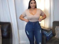 Big ass hips mom porn pictures
