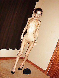 Naked Skinny Bitches Pussy