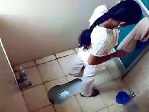 Toilet pissing indian girl