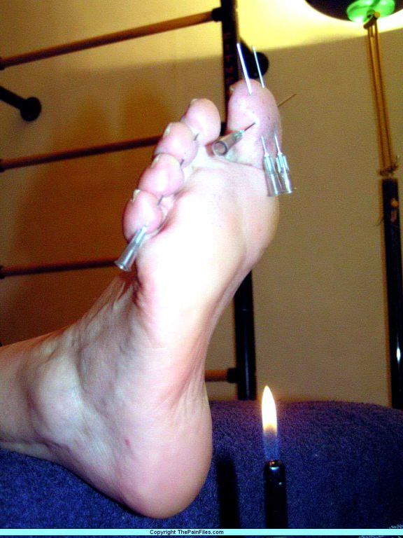 Jam J. reccomend feet torure needles toes
