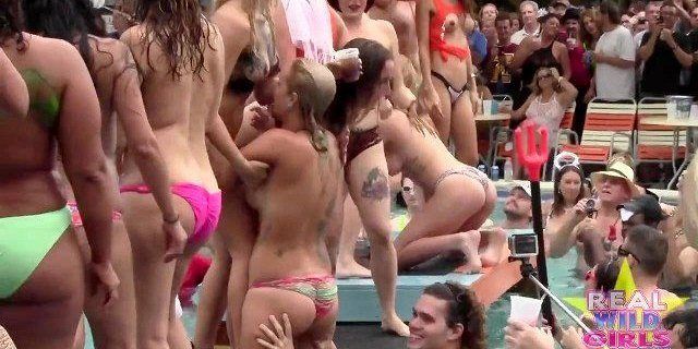 Be-Jewel reccomend brazzers live pool party next show