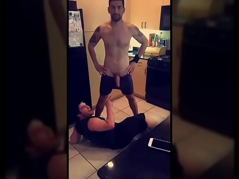 YouTuber Shows Off His Big Hairy Cock!! - 7porn.ru