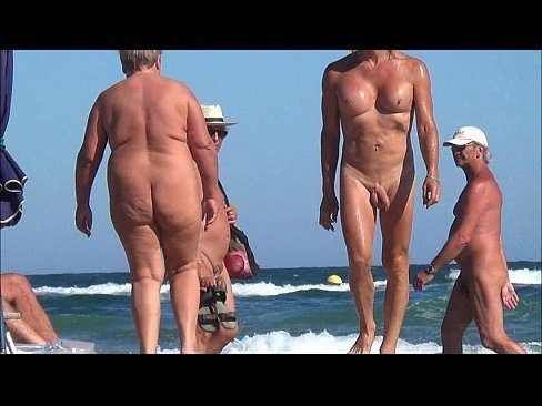 Big boobs transgender suck penis on beach