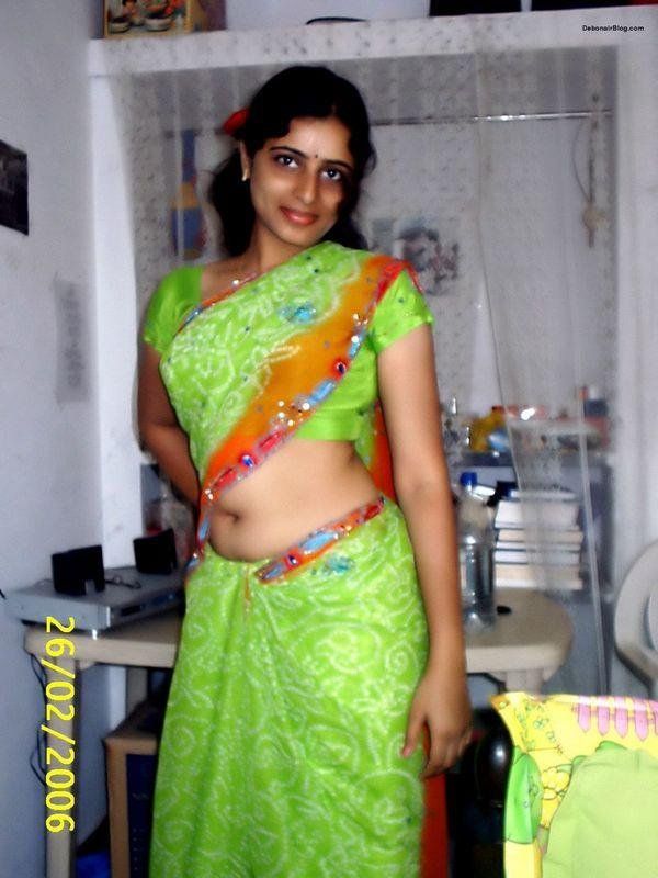 Indian saree aunty hot