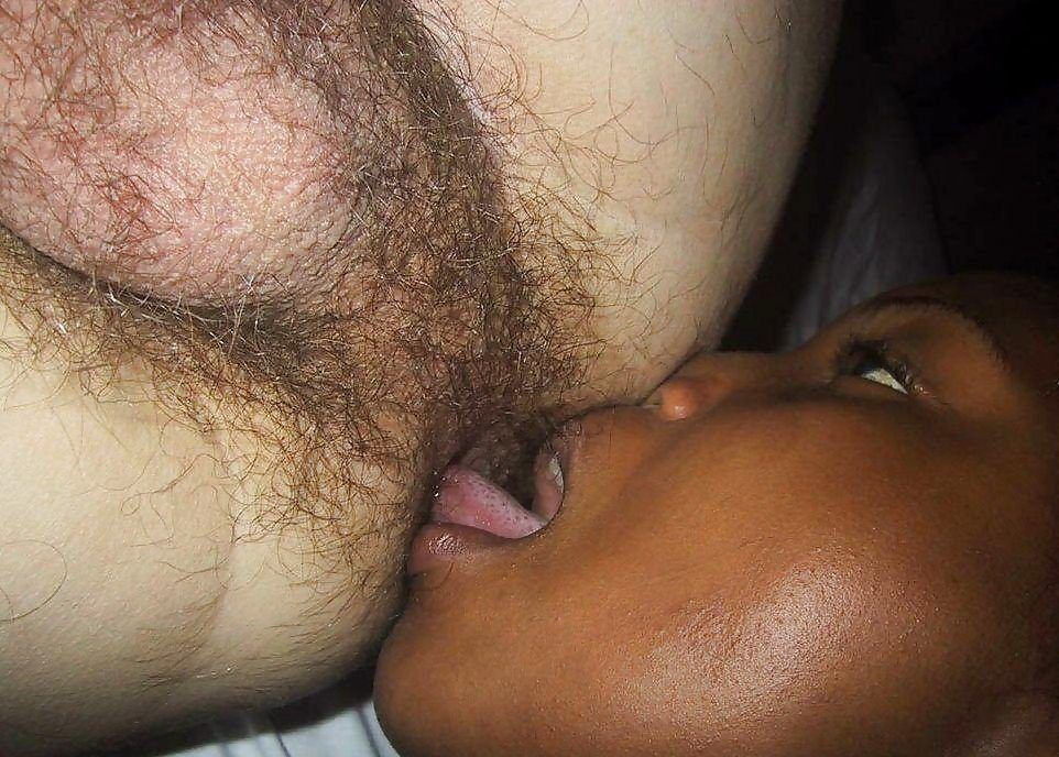 Ebony whore lick dick and anal
