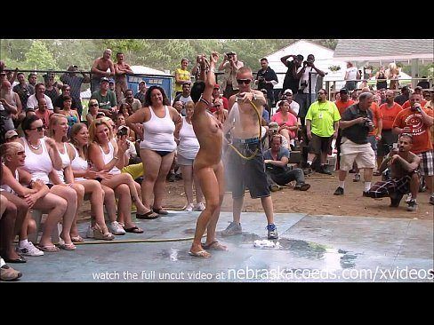 Contest public nude Brazil's finest