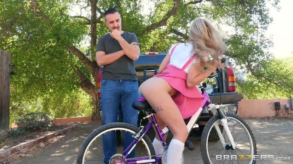 X-Tra reccomend girl riding bike dildo