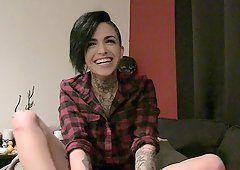 Tattooed shaved suck cock load cumm on face